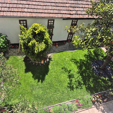 Vladimirov Guest House Приморско Экстерьер фото
